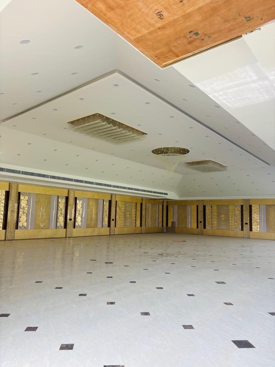 Wide banquet room